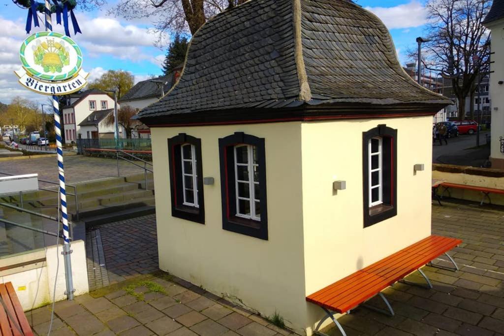 Pearl Studio Apart - King Bed - Netflix - Projector - Fast Wi-Fi Tréveris Exterior foto