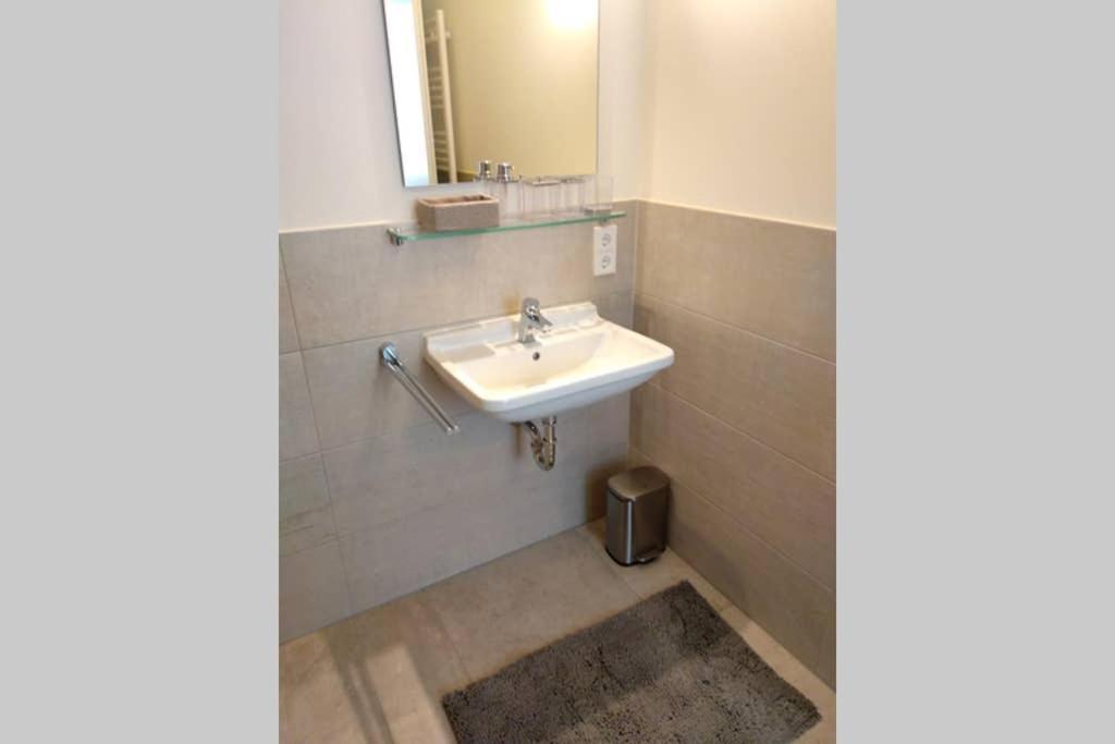Pearl Studio Apart - King Bed - Netflix - Projector - Fast Wi-Fi Tréveris Exterior foto